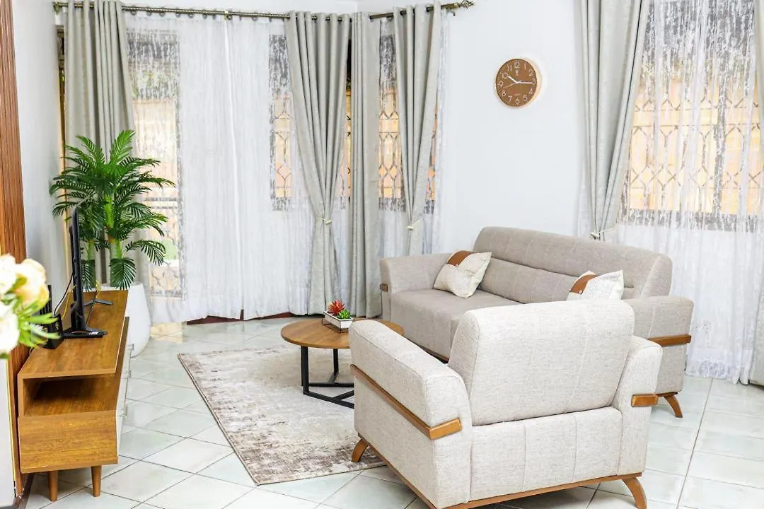 Coincom Apartments Καμπάλα